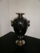 Vaso con anelli nero